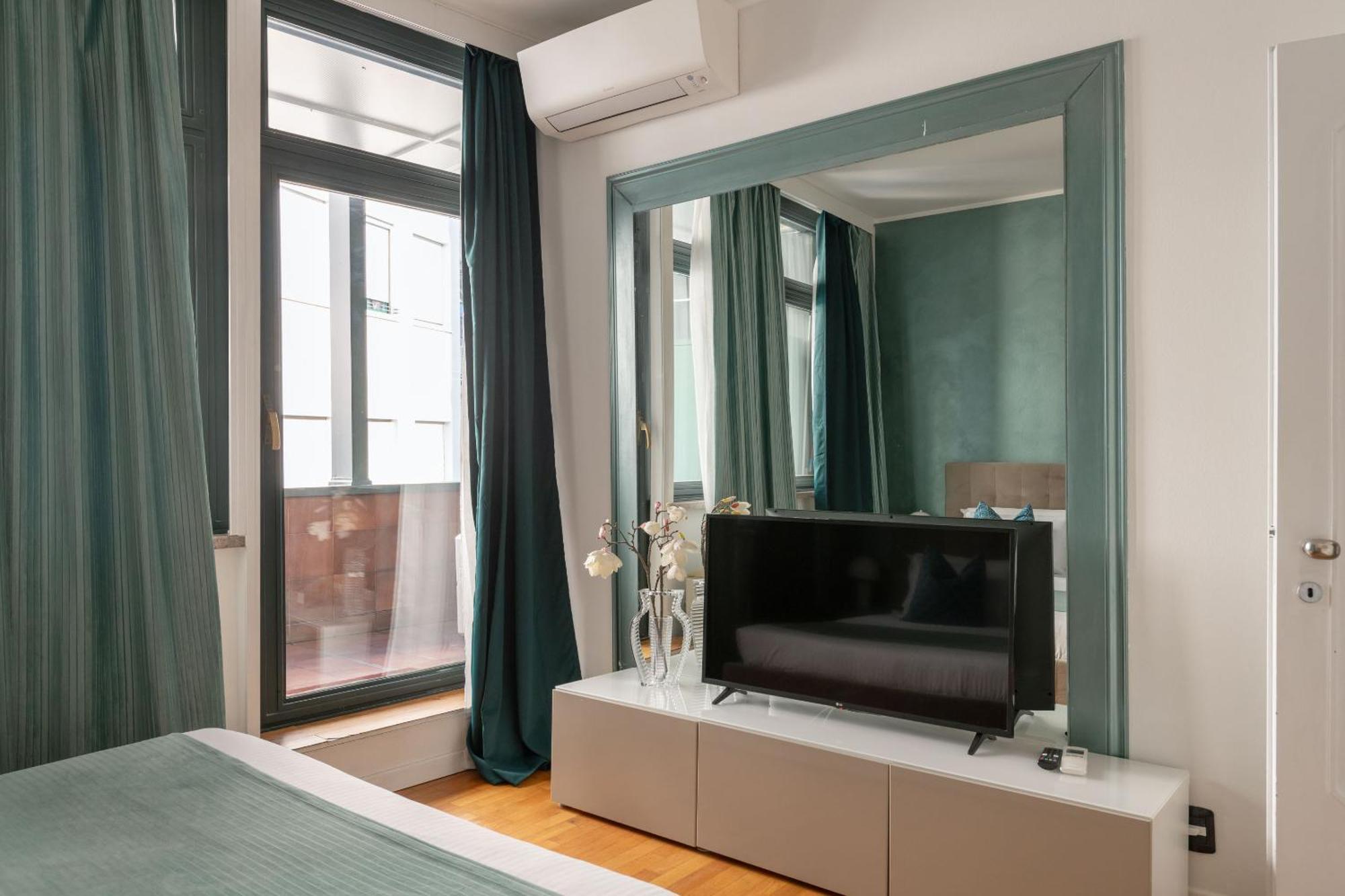 Heart Milan Apartments Duomo Terrace Екстер'єр фото